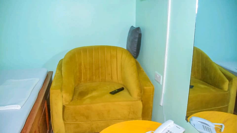 SEMI-VIP
