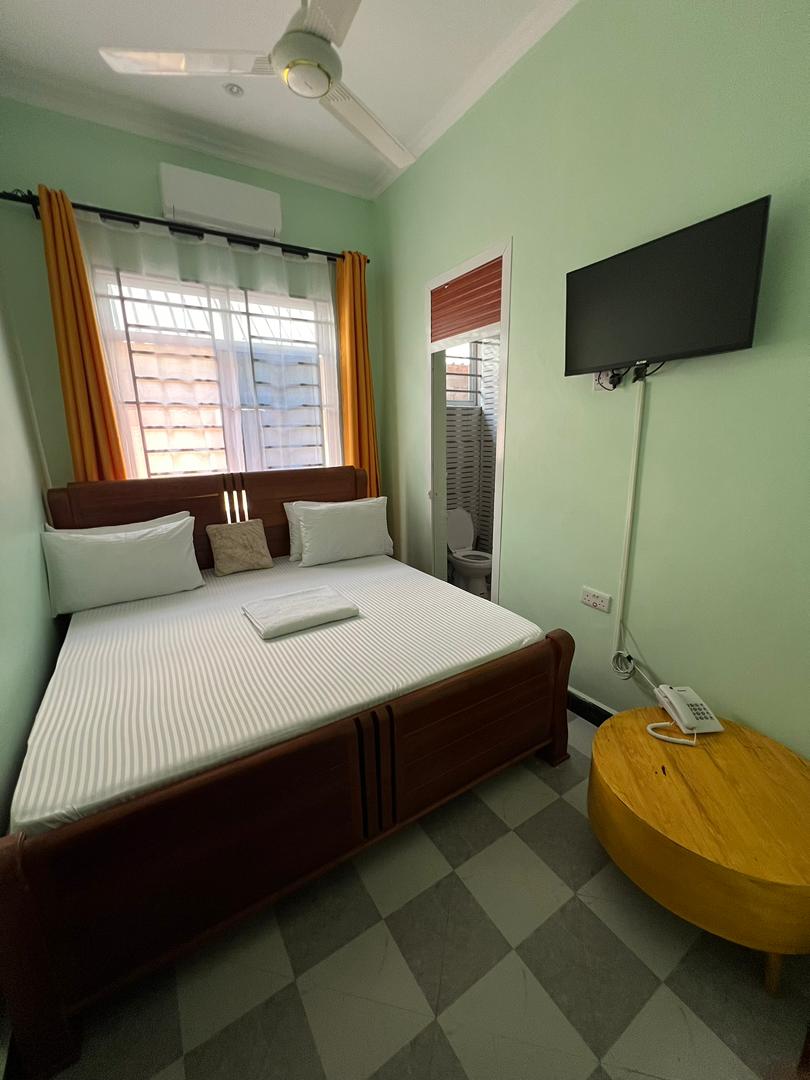 VIP ROOMS