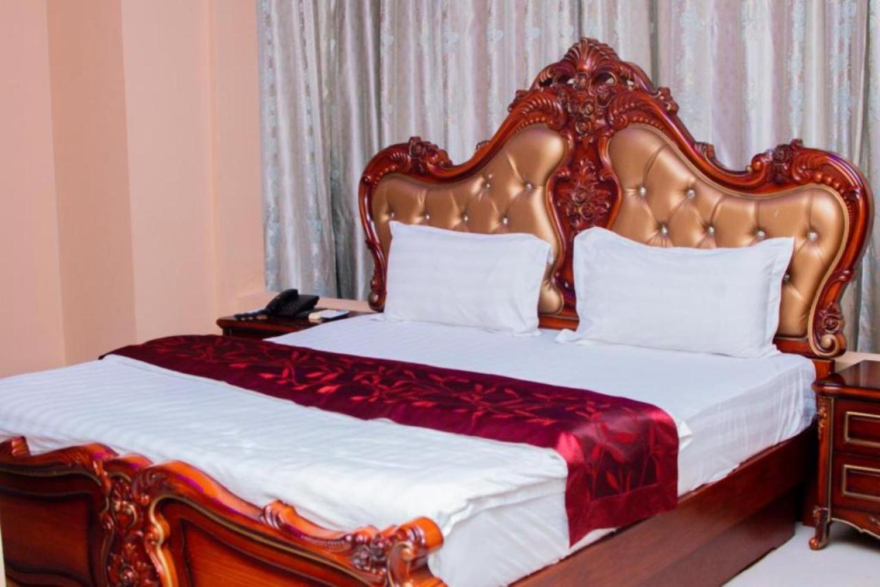 Rugwe Hotel