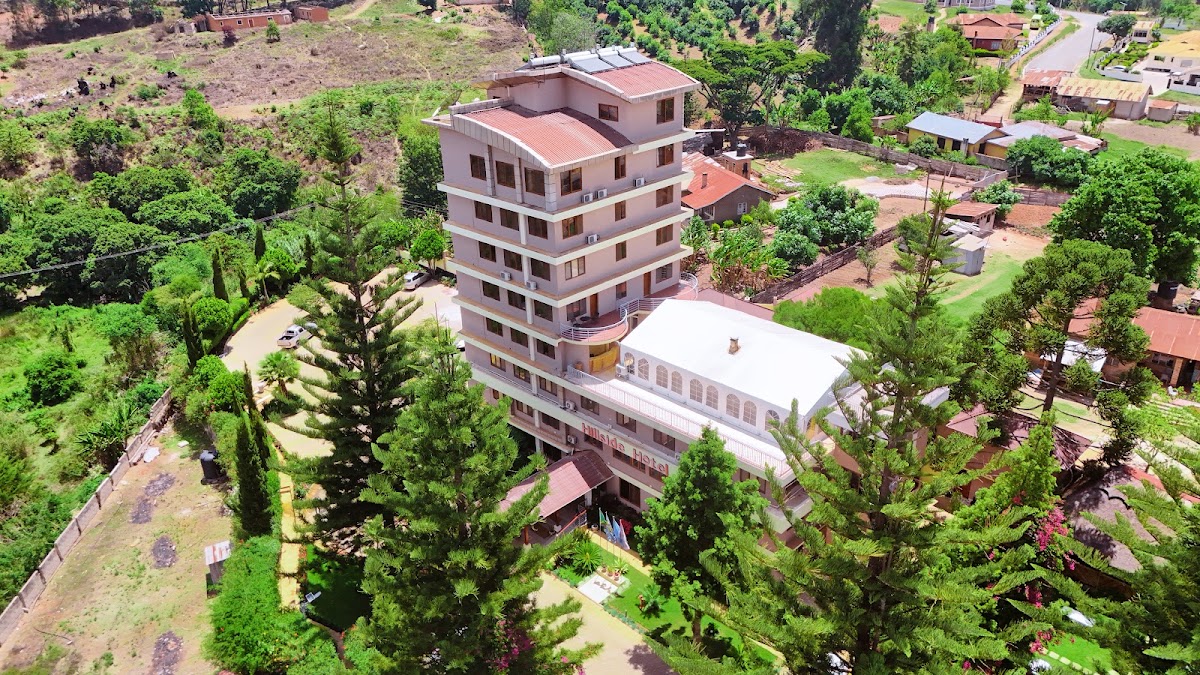 Hillside Hotel