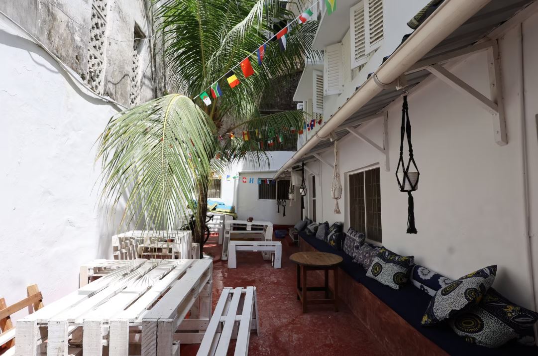 NOMAD Hostel Stonetown