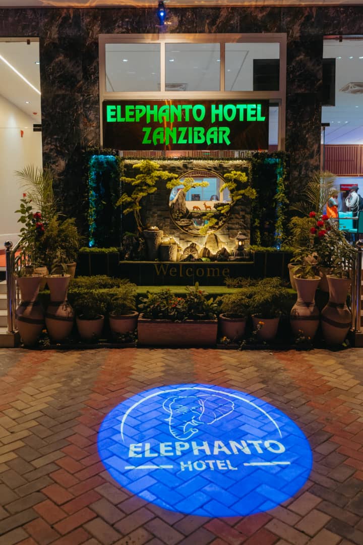 Elephanto Hotel