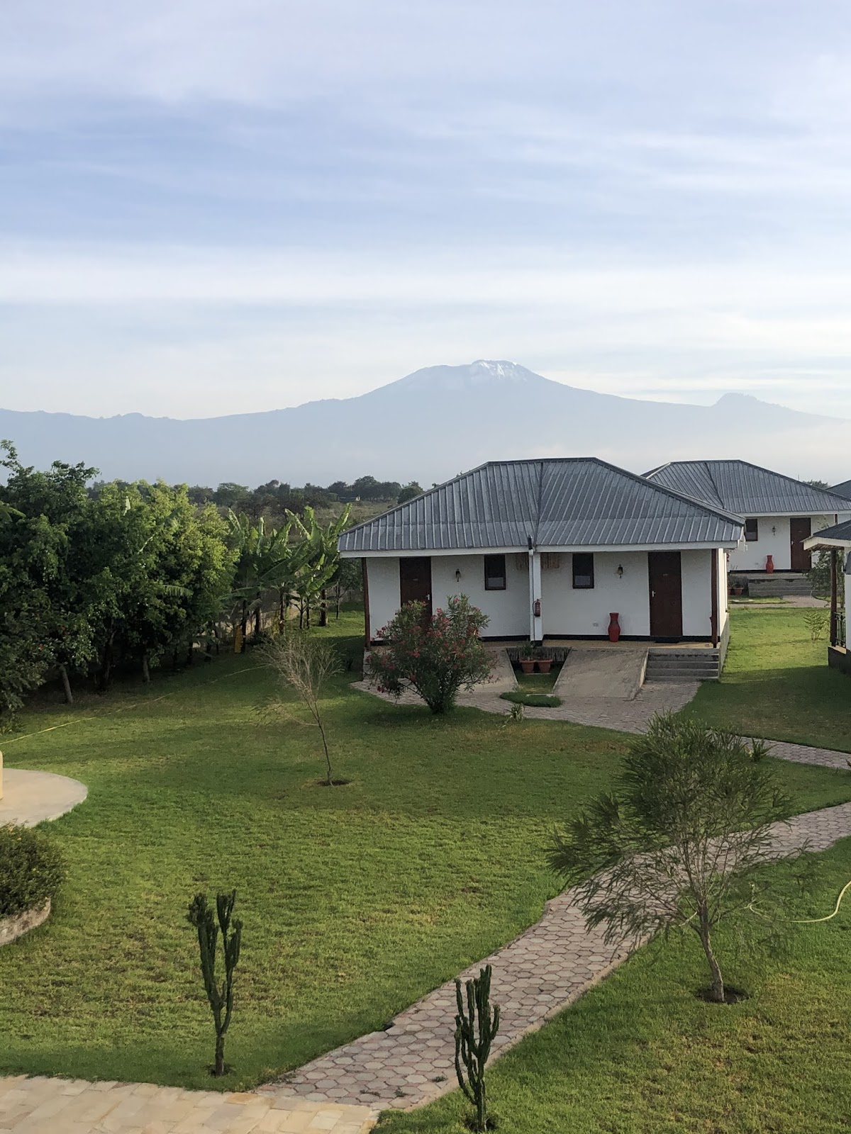 Moyoni Lodge