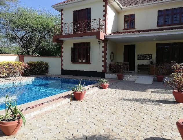 Villa Luna Retreat