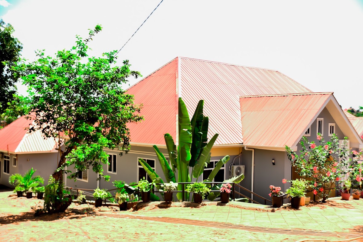 Shimbi Royal Lodge