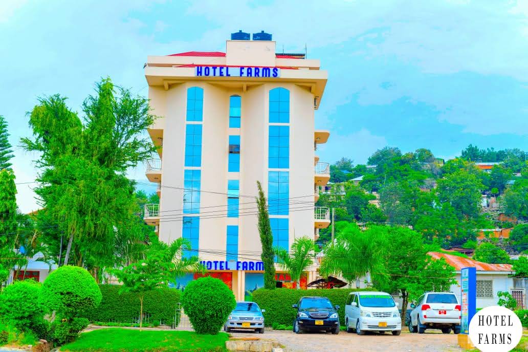 Hotel Farms