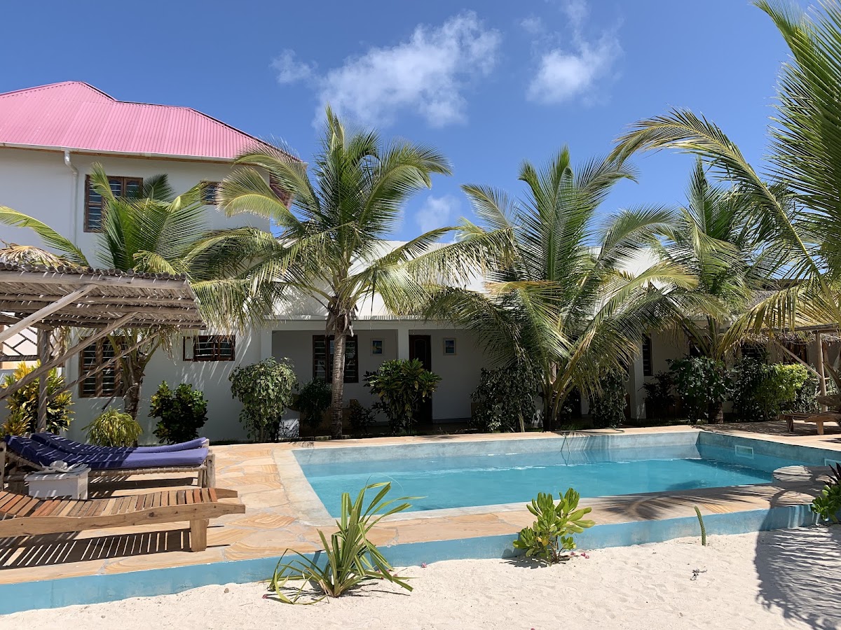 TOFAUTI Inn