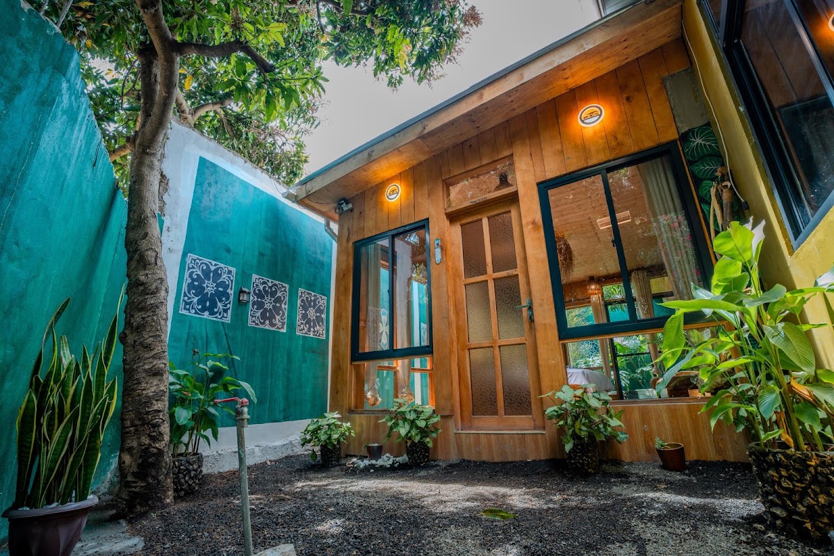 BANANA FARM ECO HOSTEL