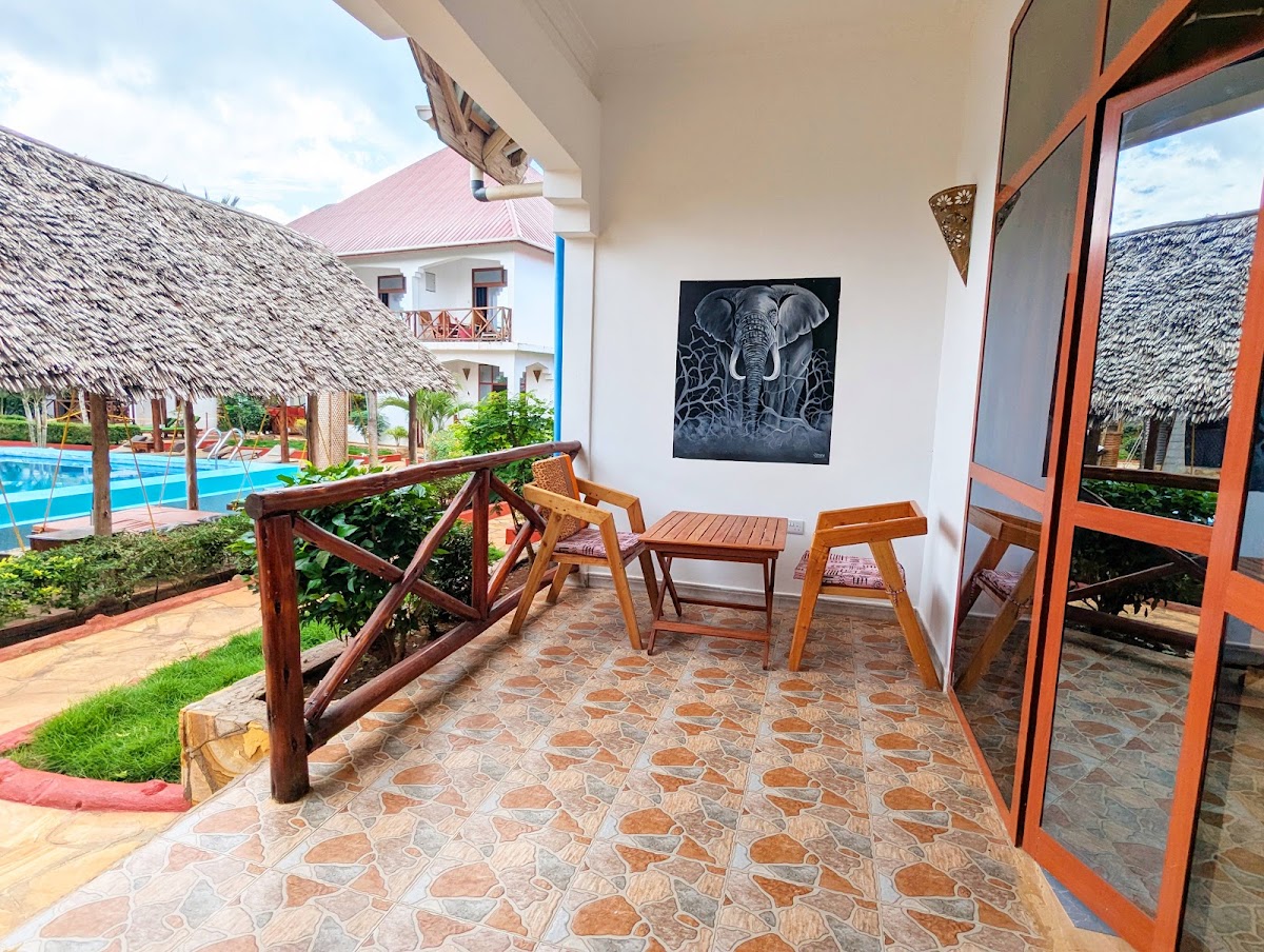 Mimi na Wewe Bungalows