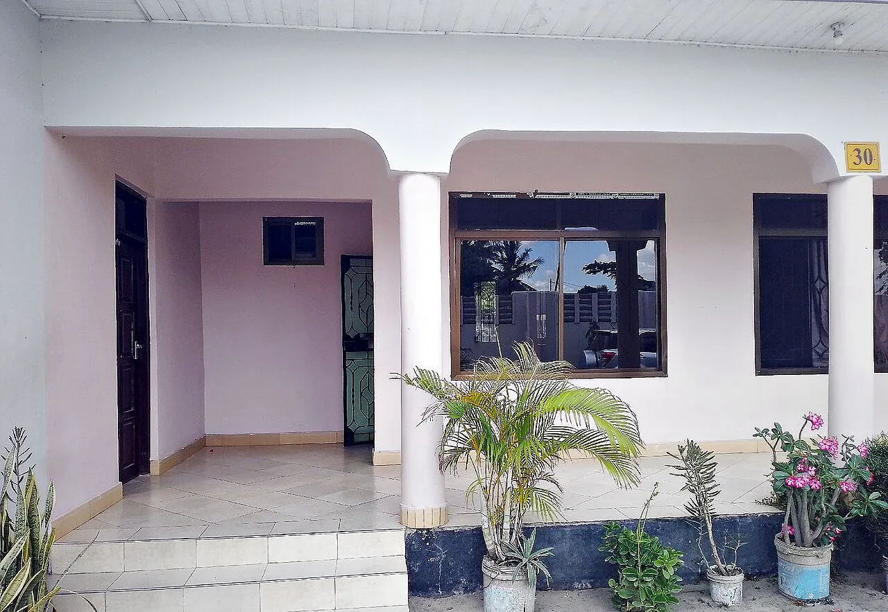 TAPA MOTEL