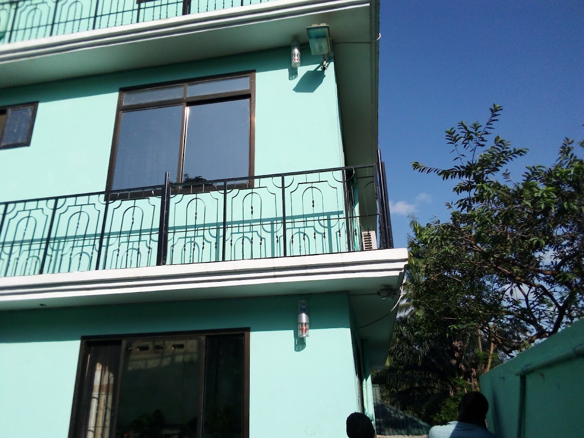 Green Light Lodge
